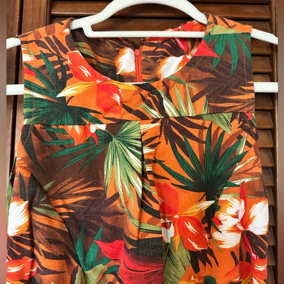 Vintage 1960s Tropical Floral shift dress with belt size xs. - Picture 4 of 10
